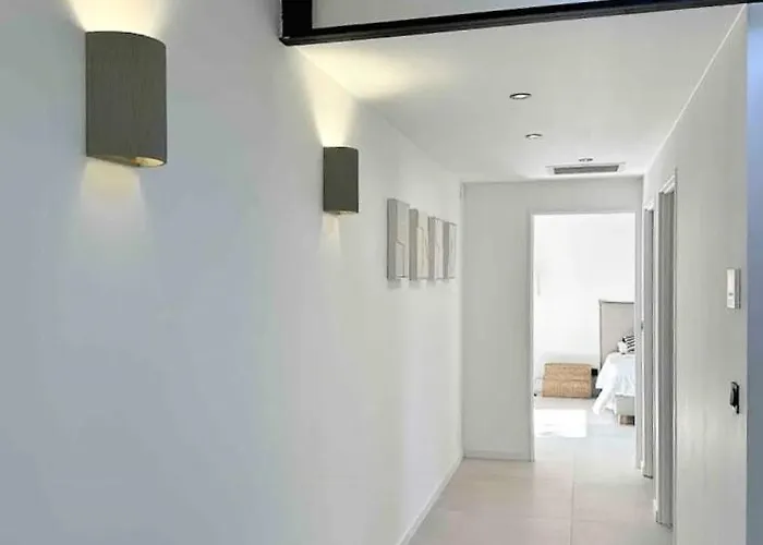 Peaceful Between Sea And Pyrenees Перпиньан