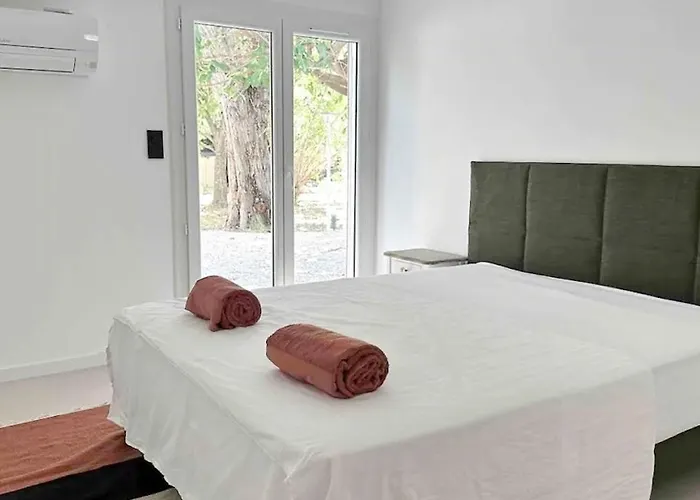 Дом отдыха Peaceful Between Sea And Pyrenees